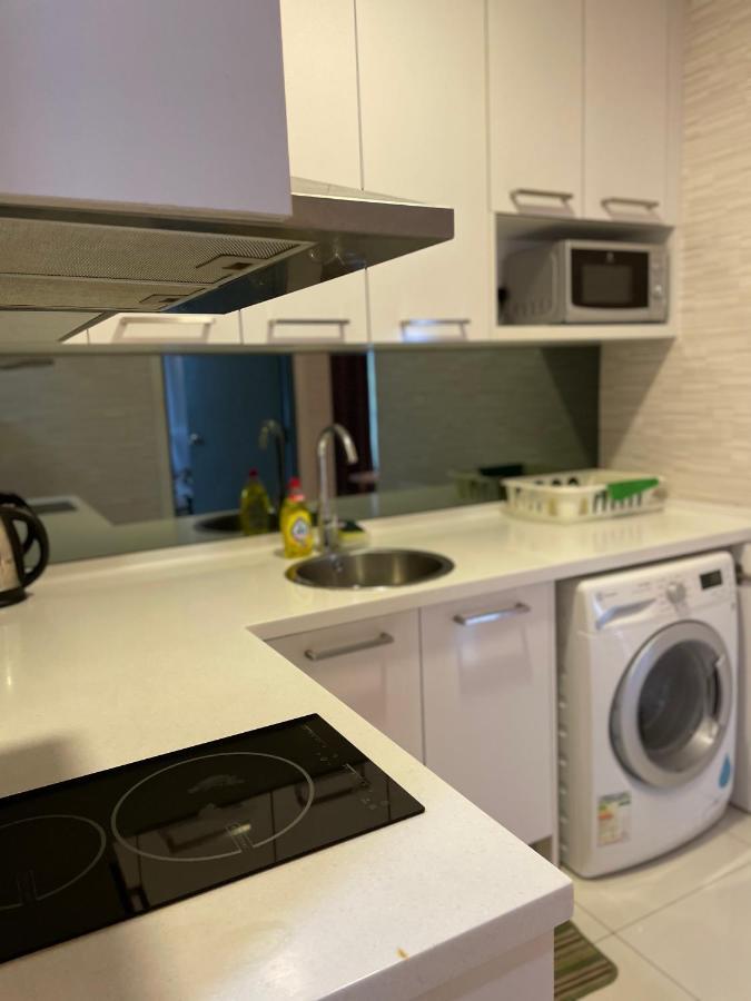 Summer Suites Klcc 1Bedroom With Twin Queen Bed Apartment Kuala Lumpur Exterior photo